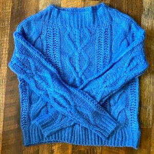 Blue chunky knit sweater
